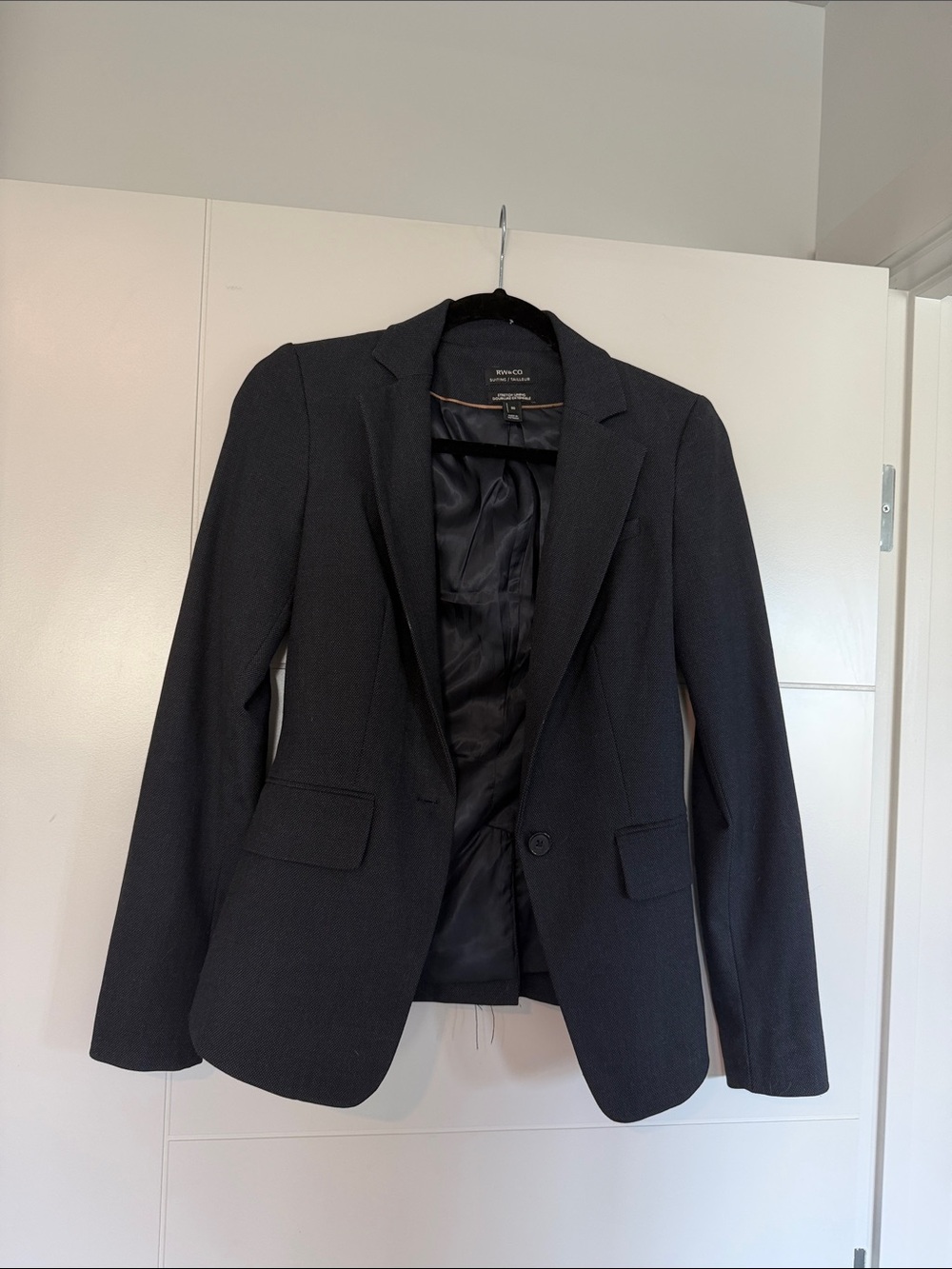 RW&CO. Dark Single-Button Tailored Blazer